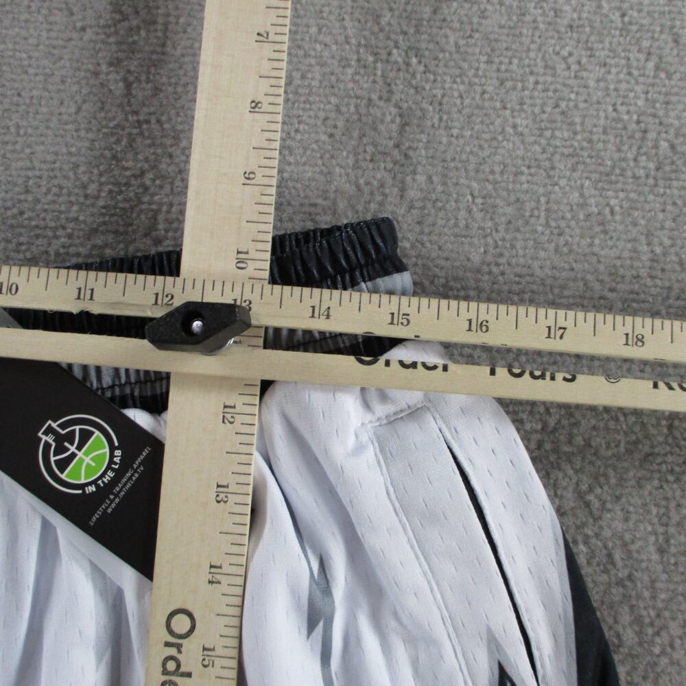 In the Lab Stealth Shorts Men Large White Basketball Drawstring Heavyweight Mesh - Picture 6 of 10